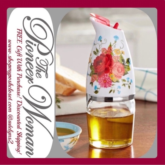 The Pioneer Woman Other - 🌺 New Pioneer Woman Sweet Rose Glass Cruet w/ Pouring Spout